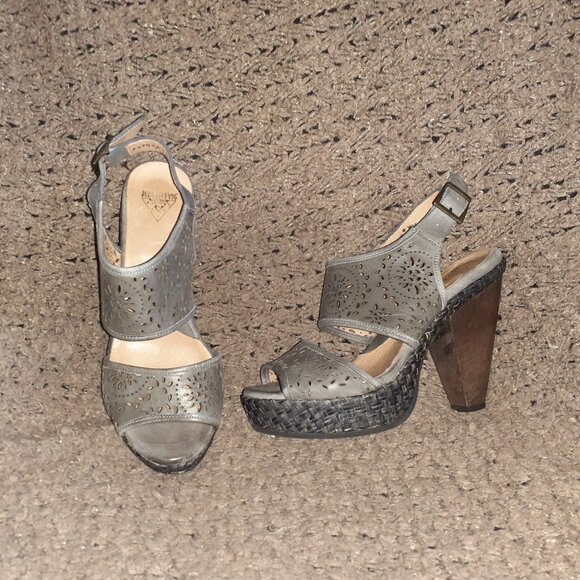 JOHN FLUEVOG-Truth & Integrity-Grey Leather Cut Out-Slingback-Sz 8-Excellent - Picture 1 of 8